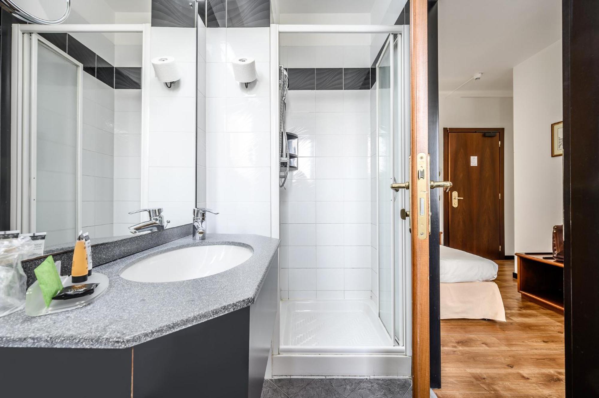 Hotel Daunia Modena Rom bilde